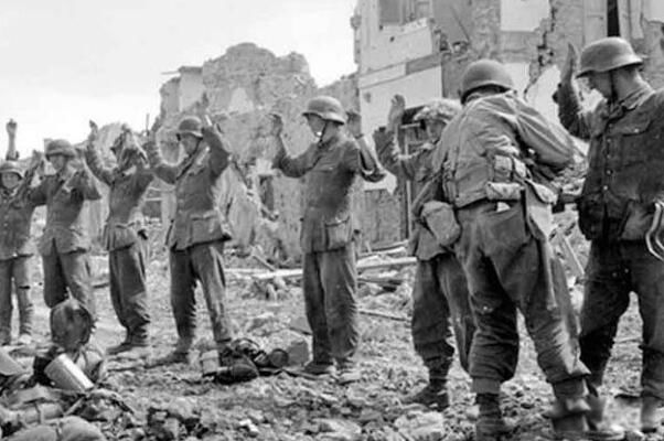 ��ս�е�������Ķ����¼� �Ϻ��ȵ�������ĸ�Ц�¼�����Щ