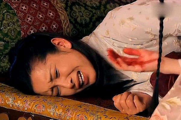 뽹����˺��������ʲô��ϵ 뽹�������˭�Ľ��