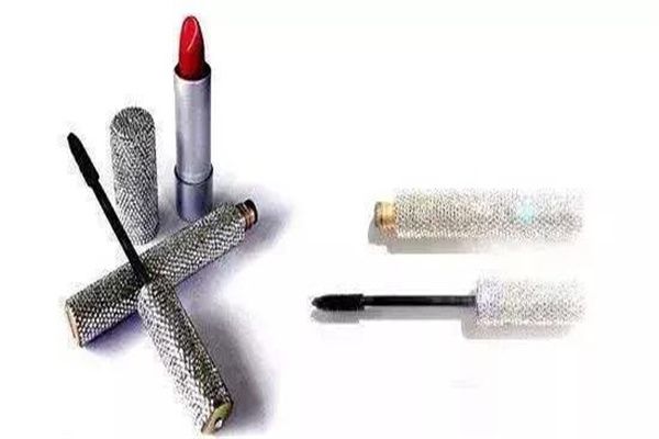 hcouturebeauty口红价位多少钱 主要的销售对象专为名流设计