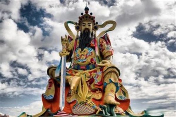 ����������ʲô���� ��������˭�Ļ���?��ʵ����