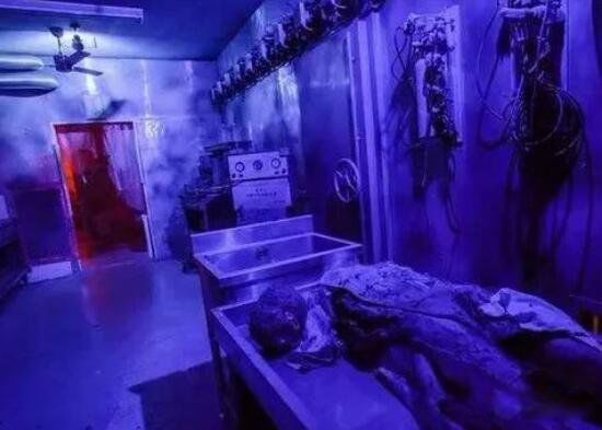 �ֲ�ҽԺ���� �ձ���ʿ������3¥����й�Ϊʲô������