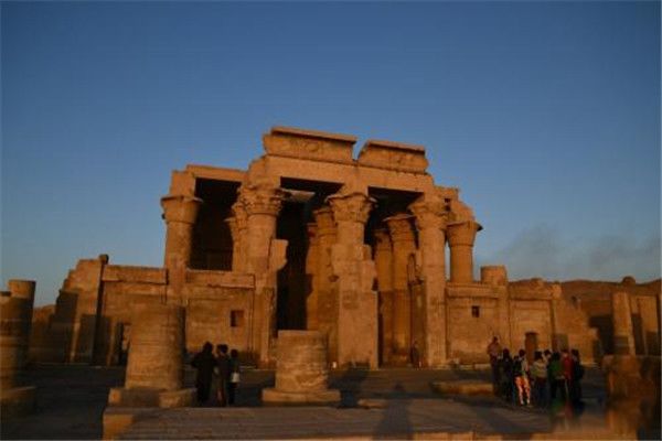 ȫ������ϵĹ���ǰ���� �Ű����������������ֵ�����Ĺ���