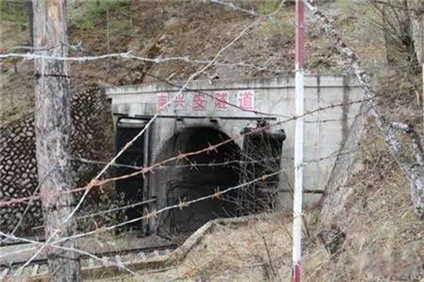 �����ƿ��µĵط�����Щ �����Ź�����ʷ����Ĵ��ڹ�