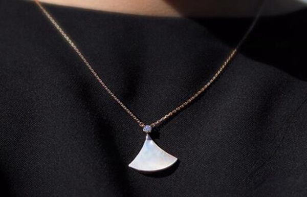 �ױ�ĸ��ɶ���� װ��Ʒʹ��ע������