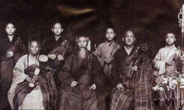 �������Ϻ���Ԥ���й� ��̽�����ɮ��������ʵ����