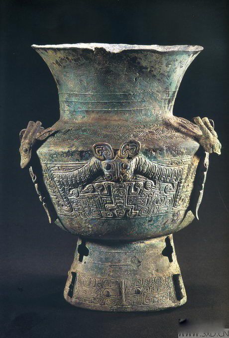 ���Ƕ���ͭ��ߵ����� �ɶ����Ƕѳ��������ͼƬ������