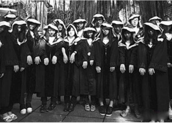 ʷ����ֲ��ı�ҵ��Ƭ���� һ�ſֲ��ı�ҵ��Ƭ������