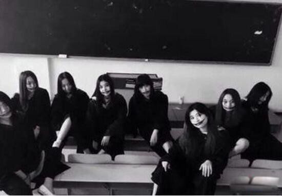 ʷ����ֲ��ı�ҵ��Ƭ���� һ�ſֲ��ı�ҵ��Ƭ������