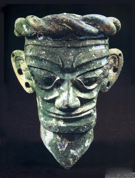 ���Ƕ���ͭ��ߵ����� �ɶ����Ƕѳ��������ͼƬ������