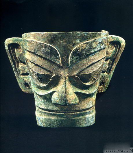 ���Ƕ���ͭ��ߵ����� �ɶ����Ƕѳ��������ͼƬ������