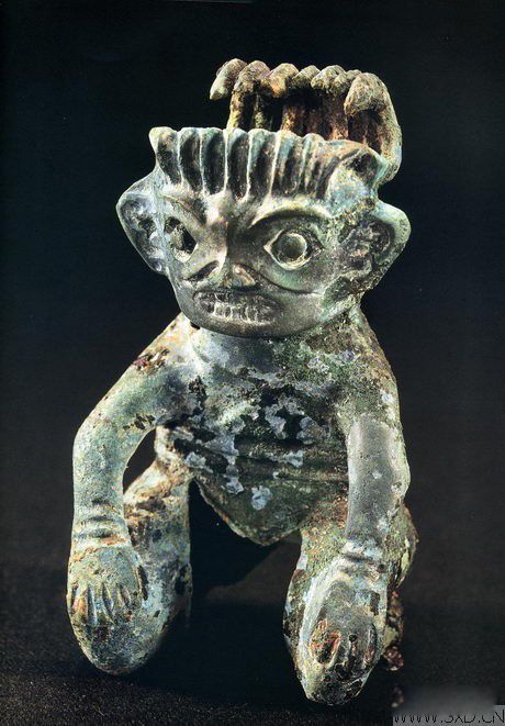 ���Ƕ���ͭ��ߵ����� �ɶ����Ƕѳ��������ͼƬ������