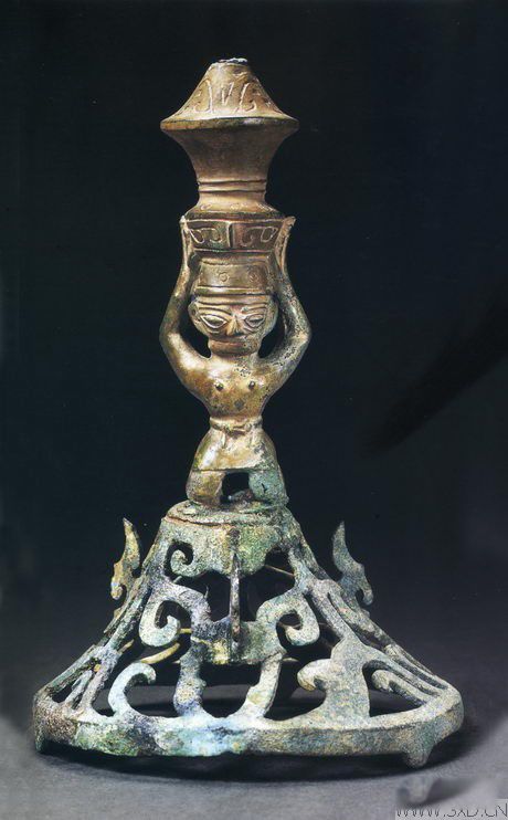 ���Ƕ���ͭ��ߵ����� �ɶ����Ƕѳ��������ͼƬ������