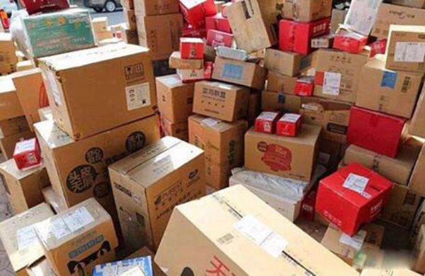 平邮和快递有什么区别 速度不一样,性质不同