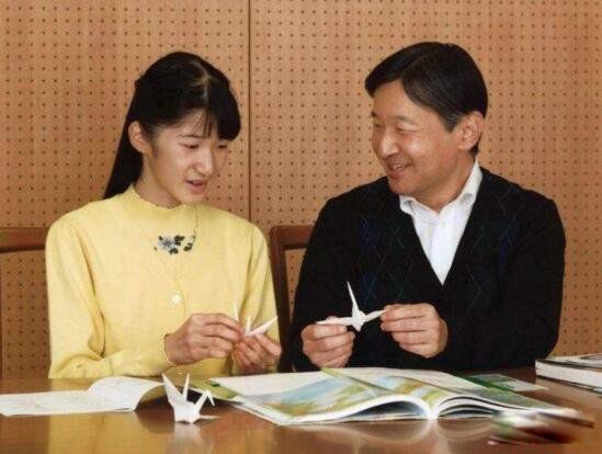 �ձ����ӹ���������˭ ���ӹ����ݵ�����