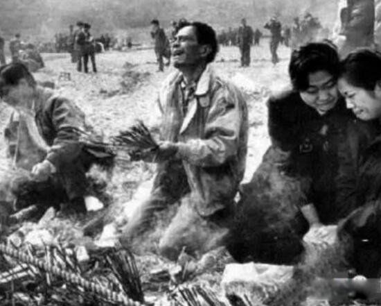 ���ֿ����¼�1992���� ������˷�����������ж�����