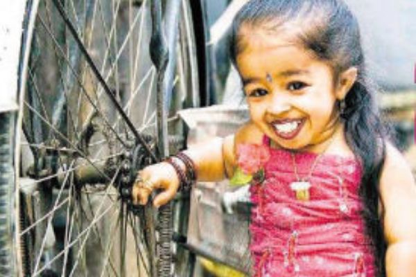 ӡ����С������Ů����˭ ӡ������Ů������0.6��,����6����