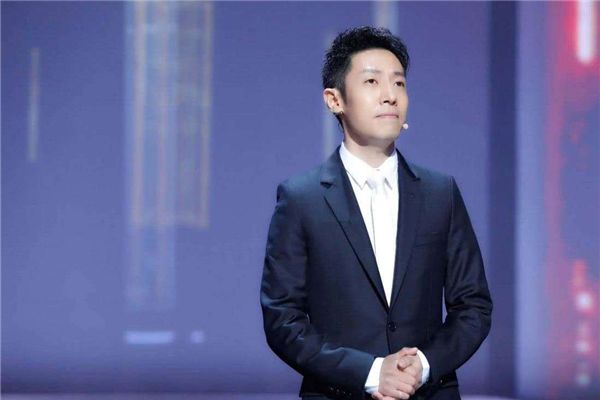 中央电视台著名主持人排行榜 董卿被称之为中国十大名嘴之一