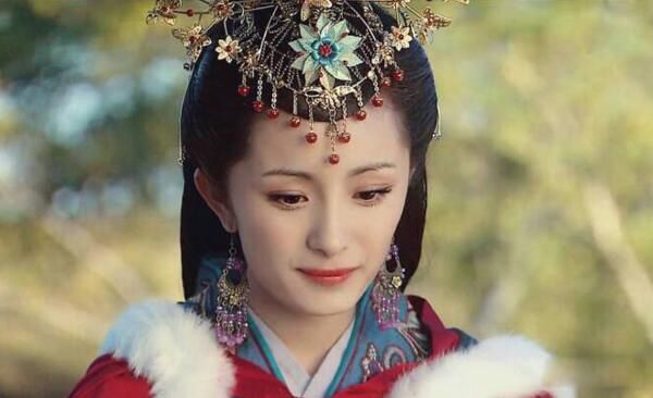 王昭君简介及生平事迹 王昭君出塞的故事简短