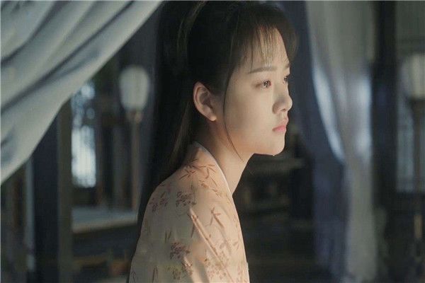 �����ڻ��������м������� �����ڻ���ĸ�Ů���ֱ���˭