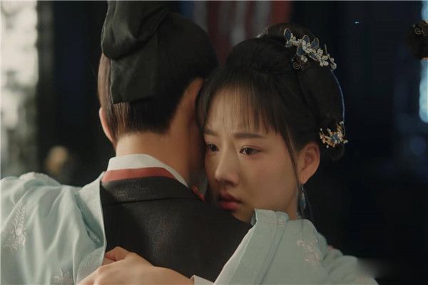 �����ڻ��������м������� �����ڻ���ĸ�Ů���ֱ���˭