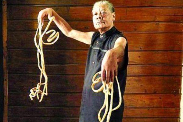 世界上最长的指甲有多长图片 吉尼斯世界纪录世界上指甲最长的人