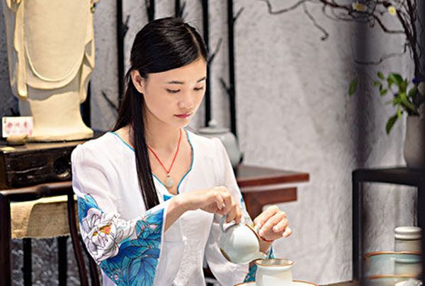 δ�������ʺ�Ů�Ե�ְҵ���� δ��ʮ��Ů�����Ǳ����ʮ���ְҵ