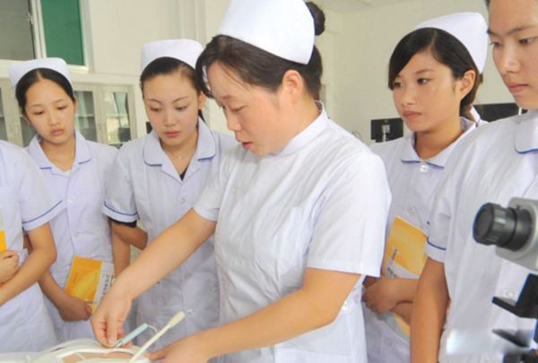 δ�������ʺ�Ů�Ե�ְҵ���� δ��ʮ��Ů�����Ǳ����ʮ���ְҵ