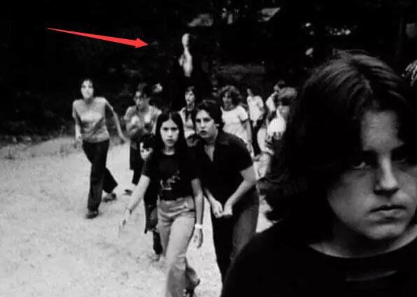 ɱͯħ��˭ ���д�˵�ݳ���Ӱslender man��ʲô��