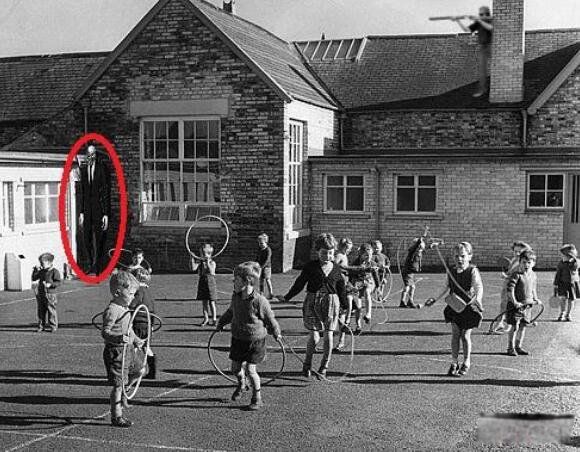 ɱͯħ��˭ ���д�˵�ݳ���Ӱslender man��ʲô��