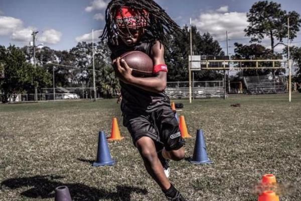 �������ٶ���������˭ �ܵ������к���ʲô