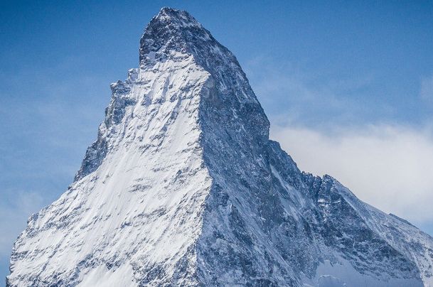 ϲ������ɽ�ж�� ϲ������ɽ���������������ײ���ɵ�?