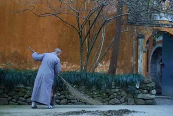 �����˲�ɨ��ɮ��ʵ������˭ ɨ��ɮ����ң����