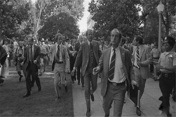 ����������³���򡤸��ض����� ������ͳ��������Լ�����