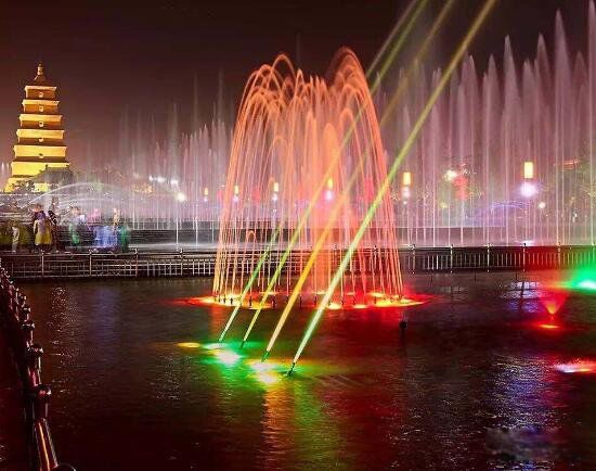 西安喷泉广场几点开始 大雁塔喷泉几点开始时间最新时刻表