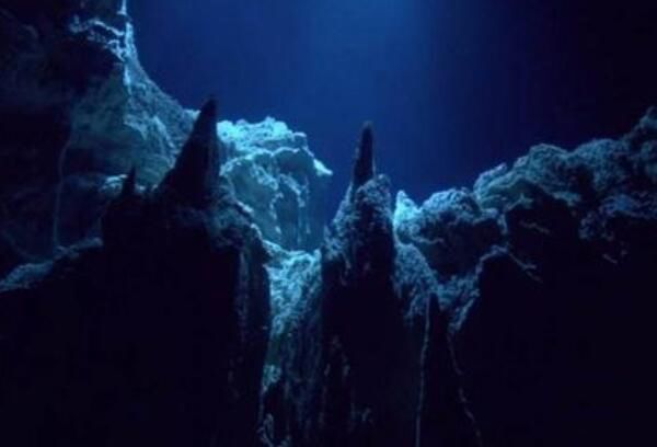 쳲��Ⱥ�Ԩ��ʵͼƬ 쳲��Ⱥ�Ԩ���������ɺ�����ͬһ����