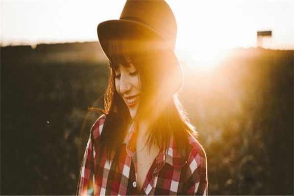 ���˹��°͵�Ů�˲������? ��ٱ�־���ò���