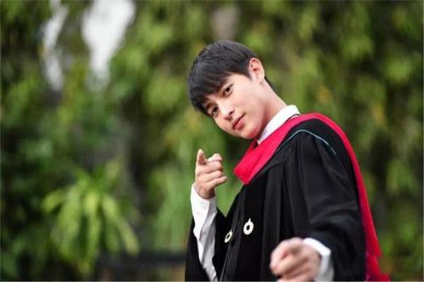 ��������33����ʿ���¼����� ��У����ѧ����ԭ��