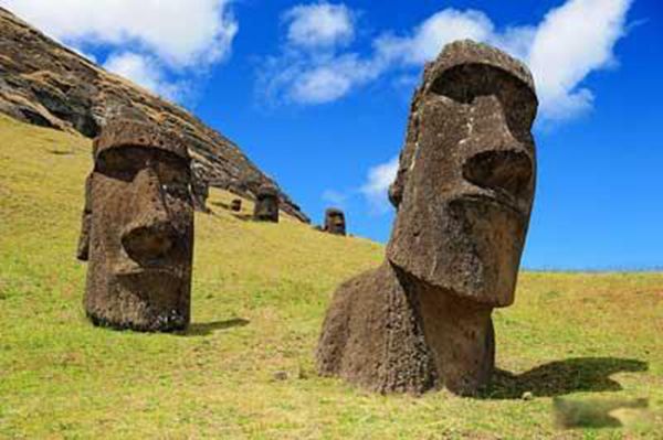 ����ڵ�ʯ��֮�� �����������˵�ʯ�������