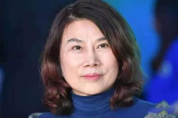 ������ĸ���������ϸ��� Ůǿ�˶�������˼��λ�