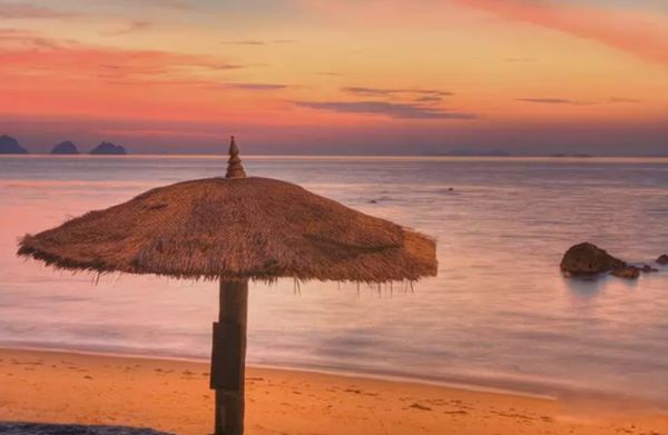 泰国岛屿排名前十海岛 岛屿众多,你们最喜爱哪个岛屿?