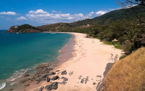 泰国岛屿排名前十海岛 岛屿众多,你们最喜爱哪个岛屿?