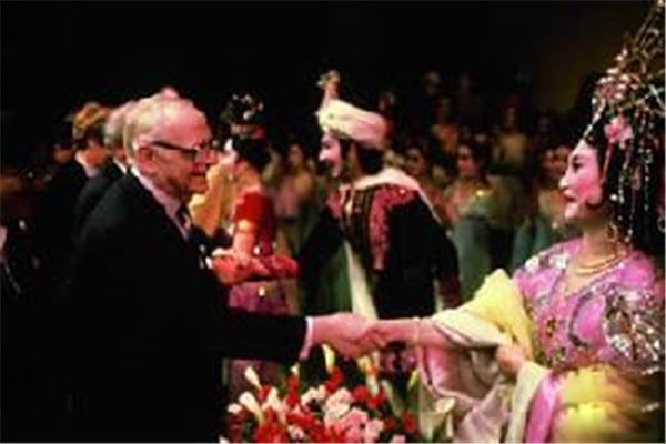 ʯ�ʹ�����Ĭ������˭��ʲô ���һ������������ݵ�ԨԴ����