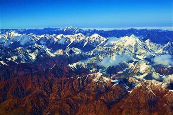 安第斯山脉是世界上最长的山脉 安第斯山脉在哪位于哪个大洲