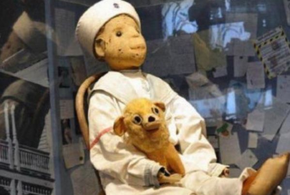 ����ֲ��¼����а�ǰ���� �ֲ������¼�����֮��