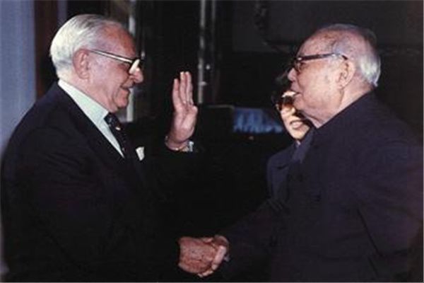 ʯ�ʹ�����Ĭ������˭��ʲô ���һ������������ݵ�ԨԴ����