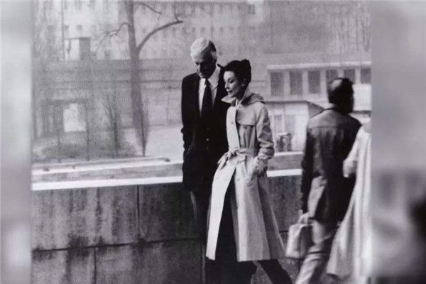 ����ϣ���Ů����˭ ����ϣΪ�˺ձ�һ��δȢ