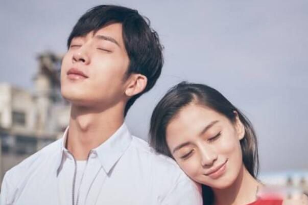 ����С˵�߷�����ıʺ� ��΢΢һЦ����ǡ�������ʲô