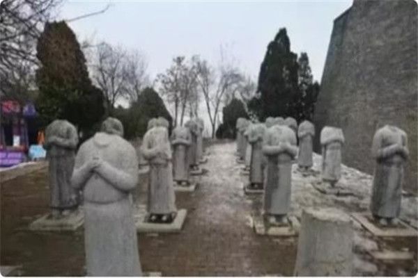 �������ĹѨ�򲻿��� ������Ĺ��Ϊ��һֱδ����