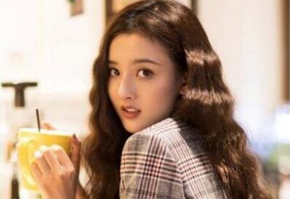 ͷ���̾����ÿ���ʲô�������ٱ�ֱ ͷ������֮�����������ָܻ�