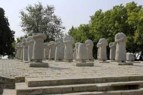 61尊石像为什么没有头部呢 大致有两座猜测